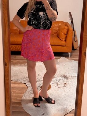 Vintage Y2K Bright Pink Floral Mini Skirt